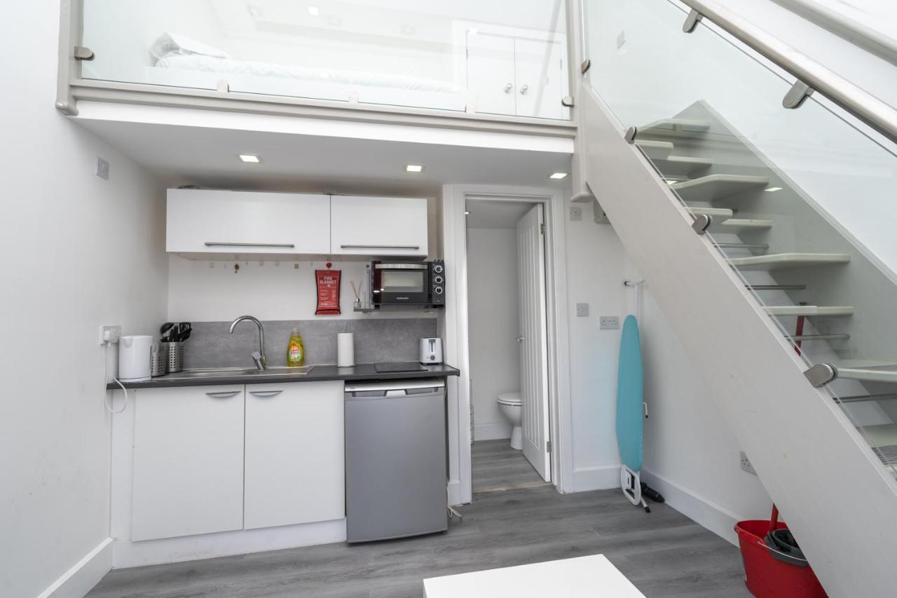Modern & Stylish Studio In Reading Centre Exterior photo