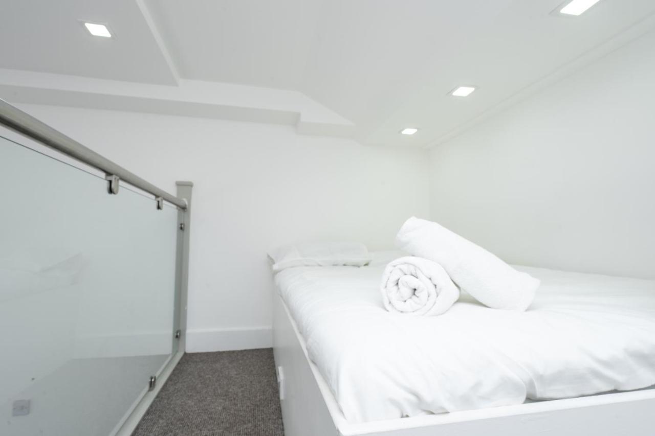 Modern & Stylish Studio In Reading Centre Exterior photo