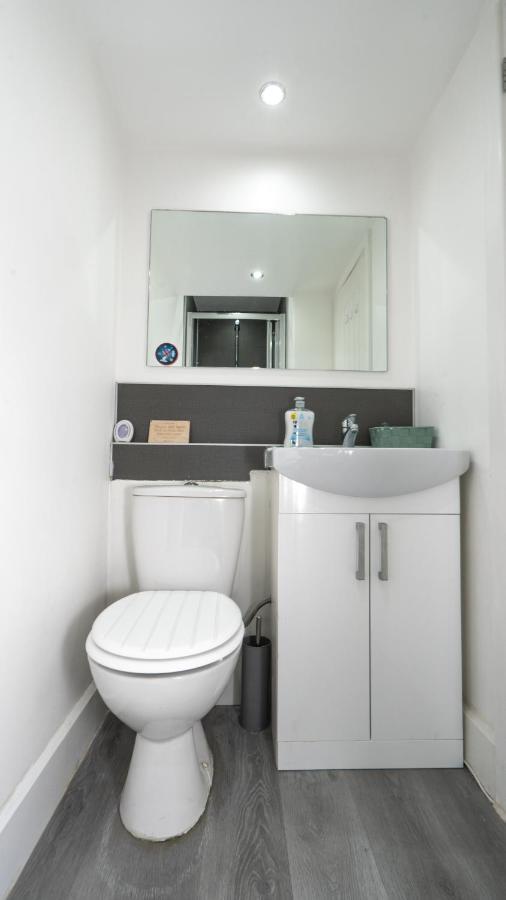 Modern & Stylish Studio In Reading Centre Exterior photo